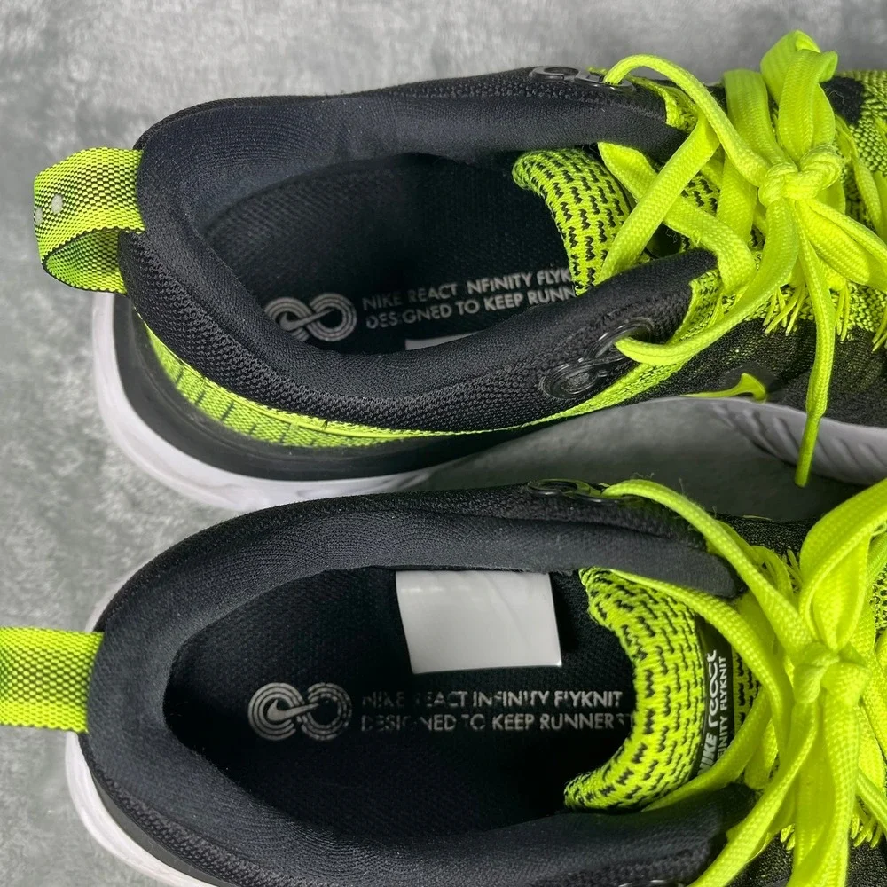 Nike React Infinity Run Flyknit Men Size 9.5 Volt Black Sneakers CD4371-700
